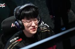 Doinb在中国队比赛中夺冠，战术调整引发热议！的简单介绍